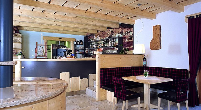 Apartments Restaurant Rusctlea Selva di Val Gardena Exteriér fotografie