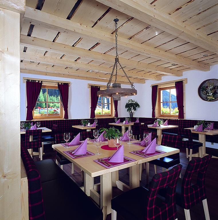 Apartments Restaurant Rusctlea Selva di Val Gardena Exteriér fotografie