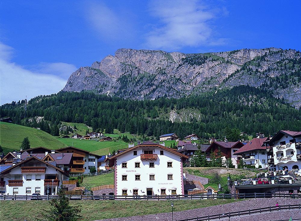 Apartments Restaurant Rusctlea Selva di Val Gardena Exteriér fotografie