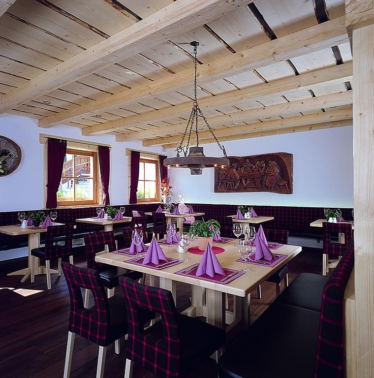 Apartments Restaurant Rusctlea Selva di Val Gardena Exteriér fotografie